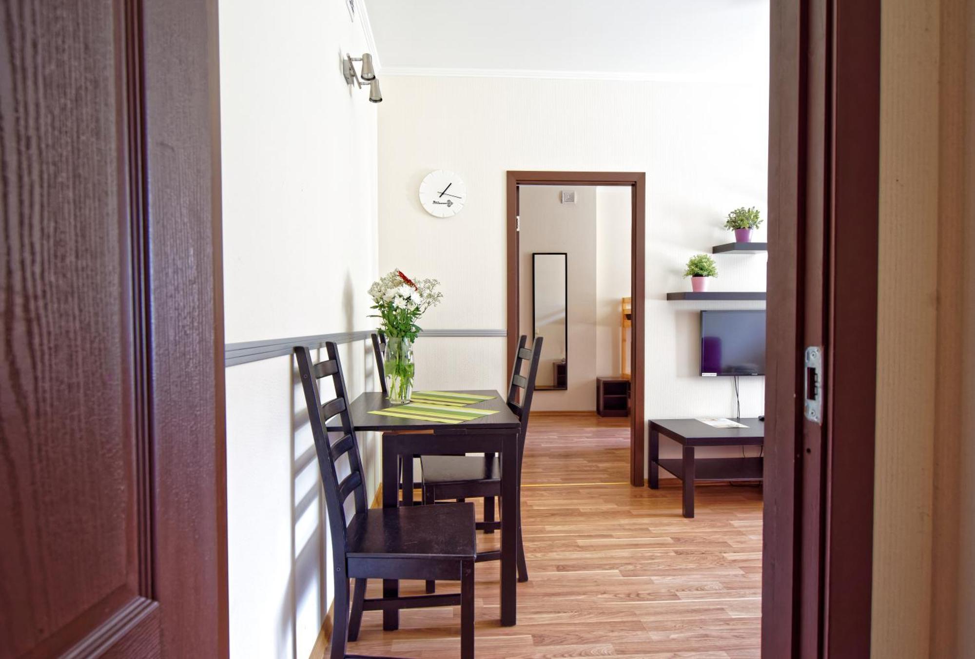 Rigaapartment Sonada Family Aparthotel - Private Parking Rum bild