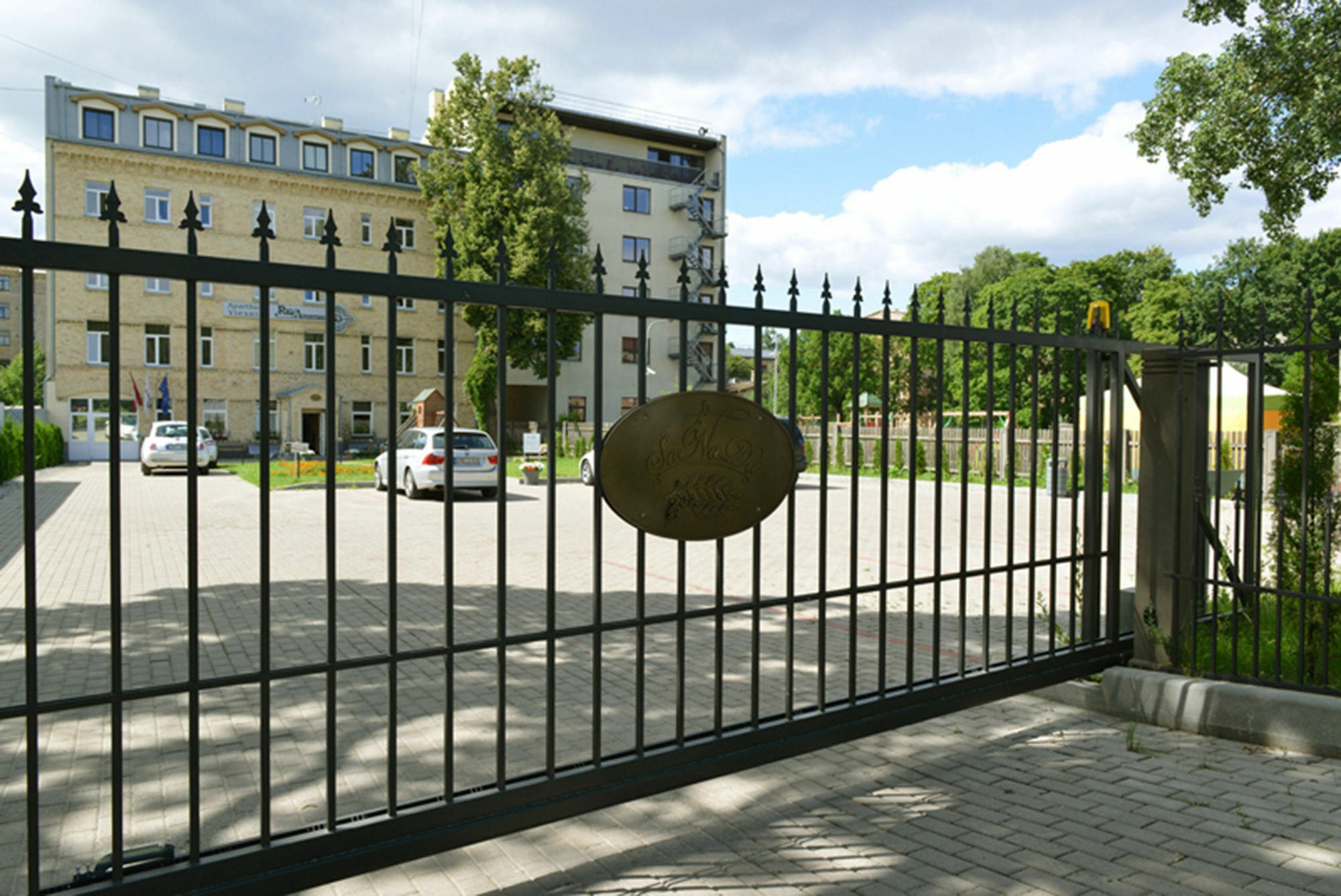 Rigaapartment Sonada Family Aparthotel - Private Parking Exteriör bild